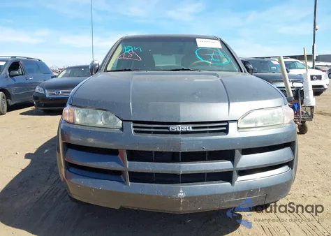 2002 Isuzu Axiom Xs z USA, uszkodzony, nr VIN 4S2CE58X124611006